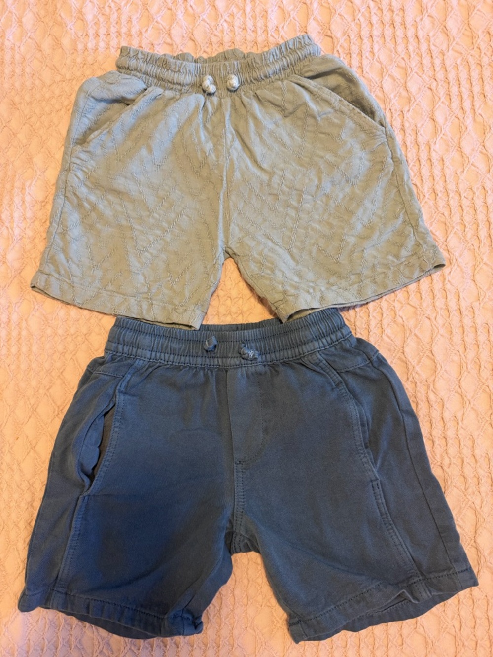 Kids Elastic-Waist Shorts - Light green and Navy Blue Zara